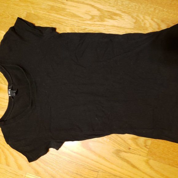 4/$20 Black T-Shirt - Picture 3 of 5